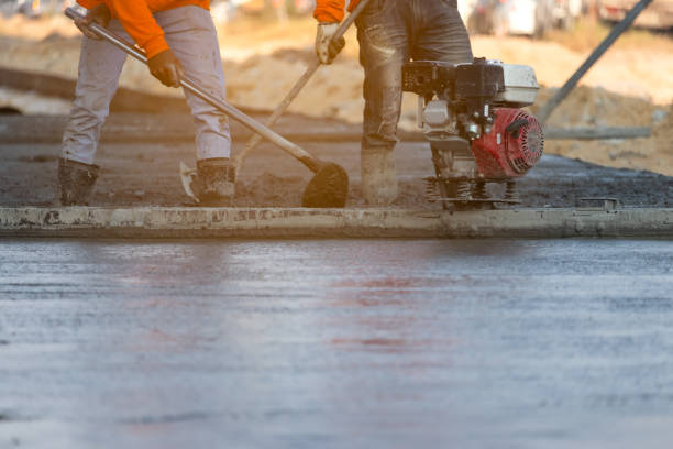 Best Custom Concrete Contractor  in Presque Isle, ME